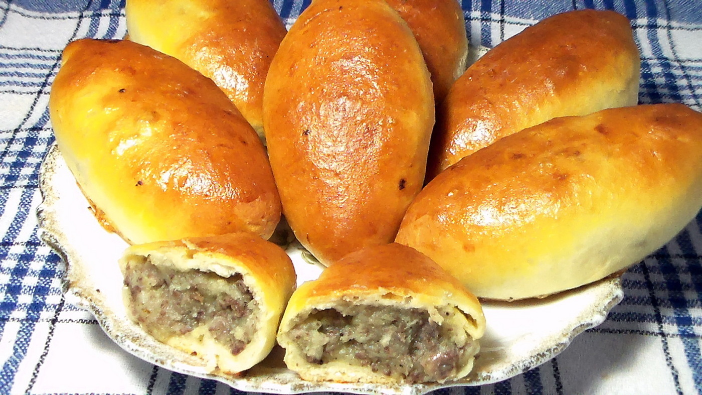 Пирожки с ливером и картофелем, запечённые в духовке 