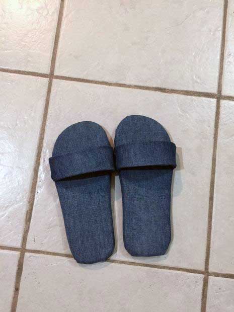 Шлепки из джинсов