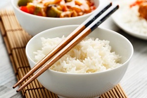 Как равномерно разогреть рис или макароны в микроволновке?