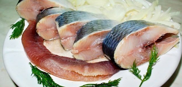 Селёдка соленая в домашних условиях очень вкусная 117 Селёдка соленая в домашних условиях очень вкусная 120