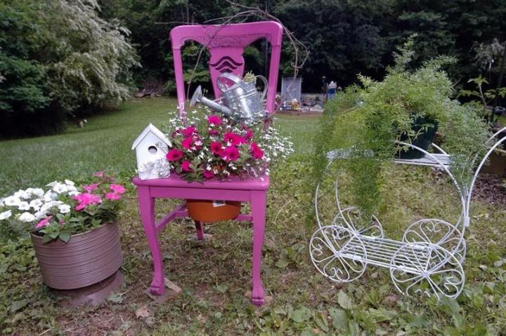 Клумба для дачи - фото