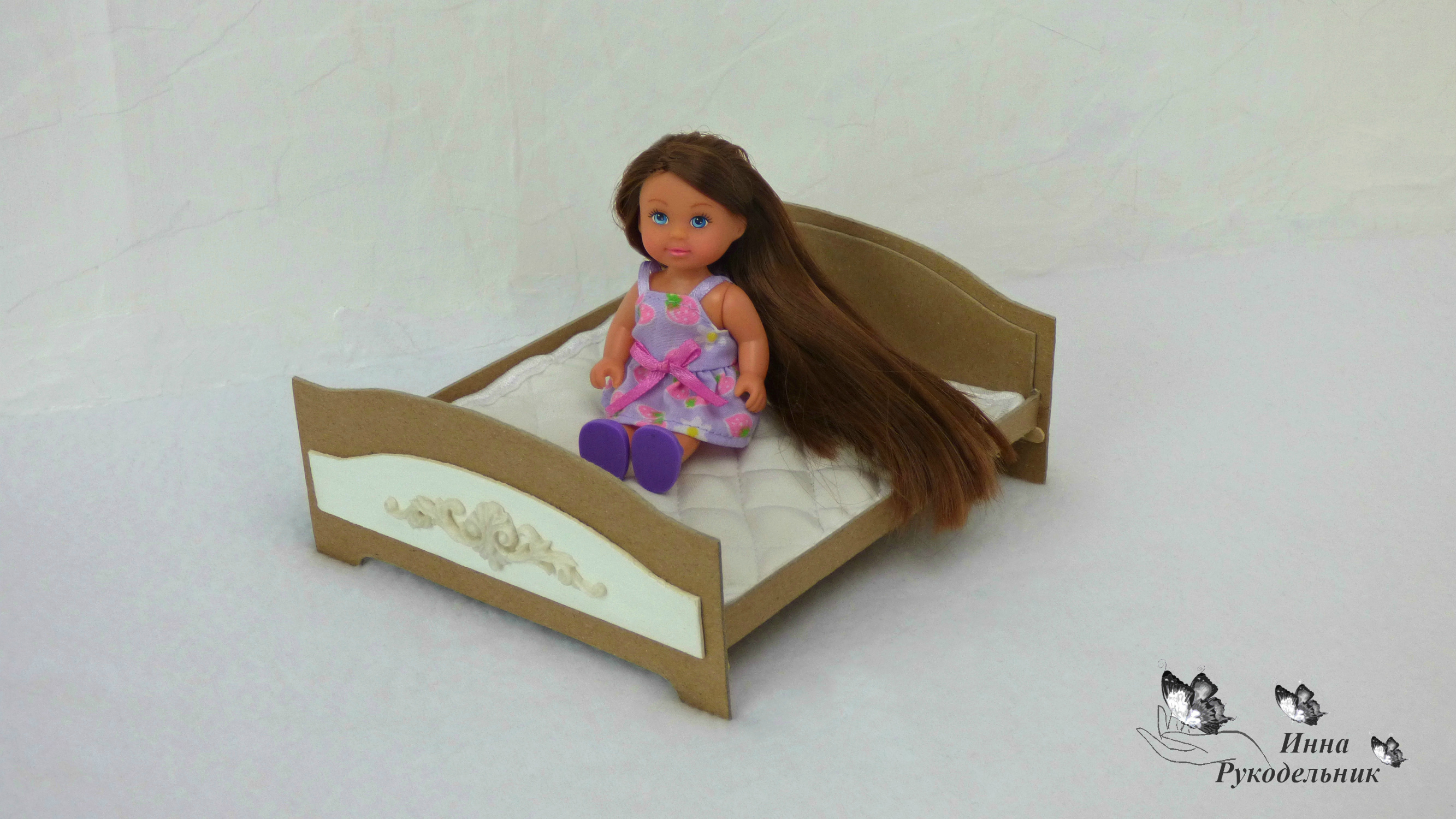 сделать кровать для куклы