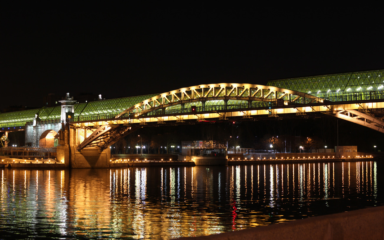 пушкинский мост в москве фото