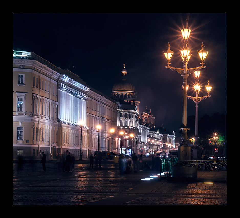 Реальный спб. Елисейский Санкт-Петербург ночью. Sakskobing Night Питер. Вечерний и ночной Петербург. Ночной Питер март.