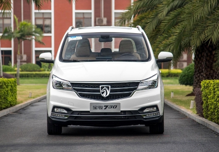 SAIC GM Wuling РјРёРЅРёРІСЌРЅ