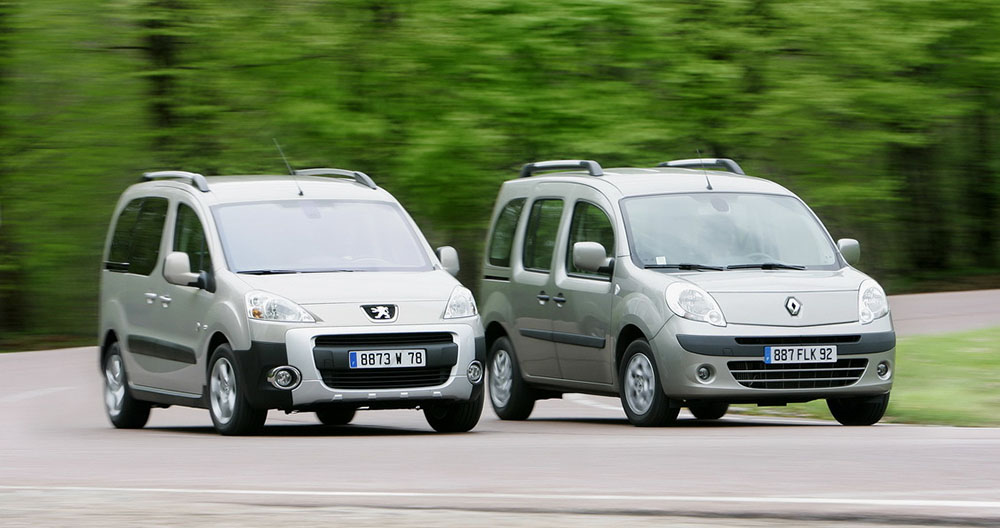 Рено партнер фото Сравнение Peugeot Partner и Renault Kangoo - какой каблучок лучше